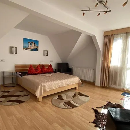 Casa Fanel Πανσιόν 3*